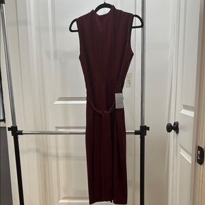 Alexia Admor Red Sleeveless Sheath Dress
